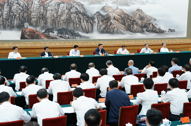 　　7月5日，中共中央總書記、國家主席、中央軍委主席習(xí)近平在北京出席深化黨和國家機(jī)構(gòu)改革總結(jié)會議并發(fā)表重要講話。新華社記者 王曄 攝